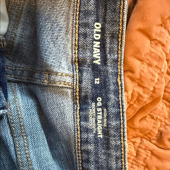 Old Navy Distressed Blue Jean Shorts - Picture 3 of 3